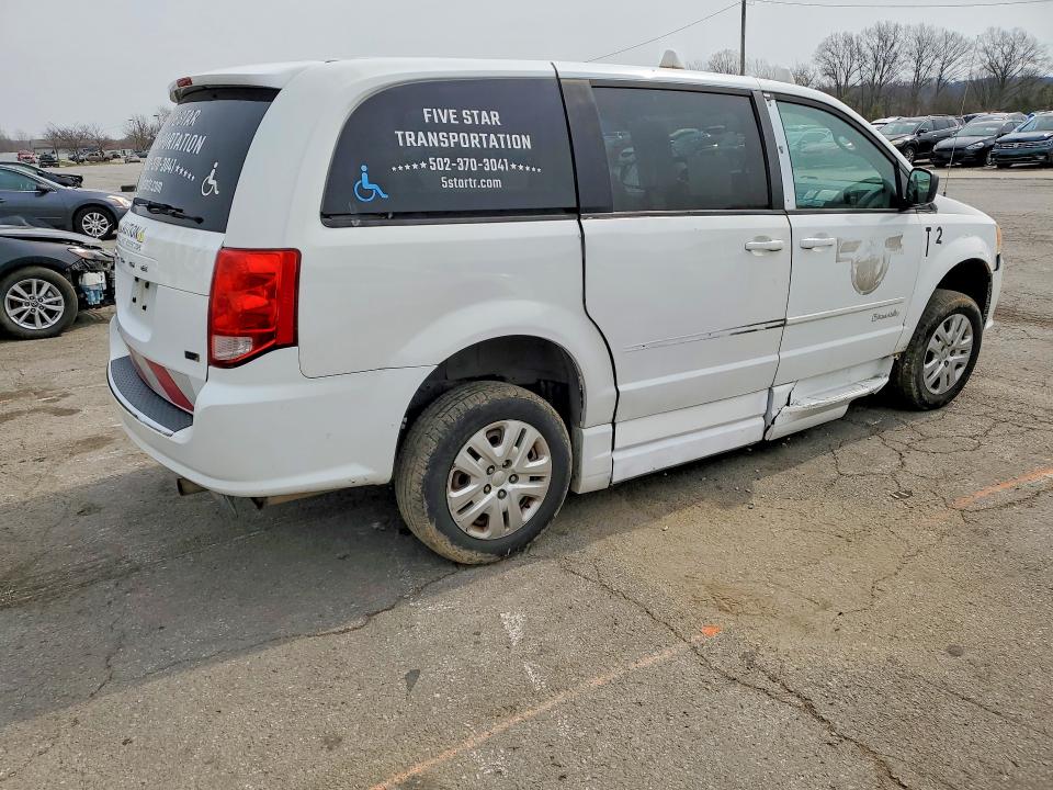 2015 Dodge Grand Caravan მანქანა იყიდება აუქციონზე, vin: 2C7WDGBG2FR614132, აუქციონის ნომერი: 78441435
