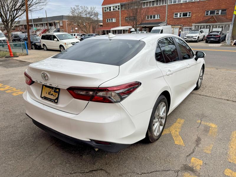 Продаж на аукціоні авто 2021 Toyota Camry, vin: 4T1C11AK1MU598688, номер лоту: 46439446