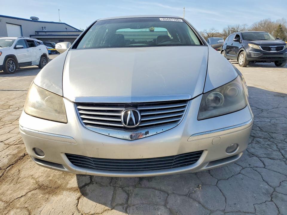 45447196 :رقم المزاد ، JH4KB165X5C017419 vin ، 2005 Acura Rl مزاد بيع