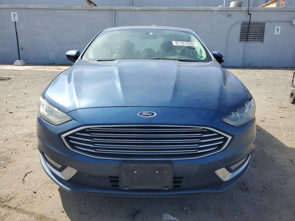 Продажа на аукционе авто 2018 Ford Fusion, vin: 3FA6P0LU2JR137842, номер лота: 47101626