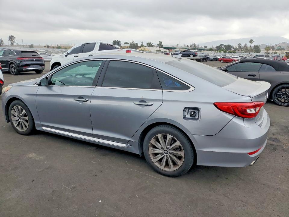 48274106 :رقم المزاد ، 5NPE34AF5FH055501 vin ، 2015 Hyundai Sonata مزاد بيع