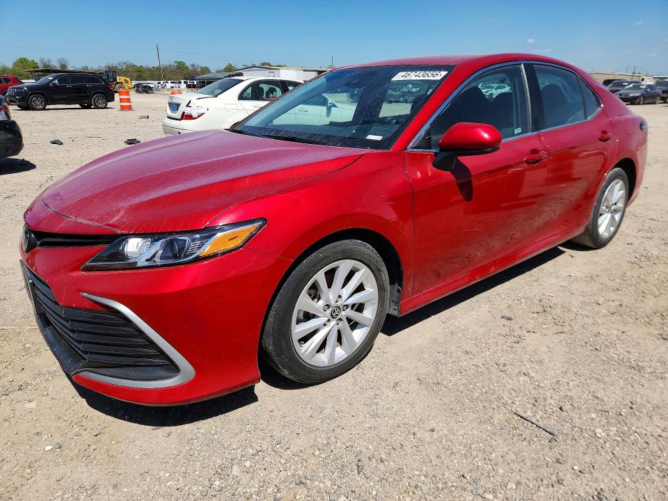 46743656 :رقم المزاد ، 4T1C11AK8RU220939 vin ، 2024 Toyota Camry مزاد بيع