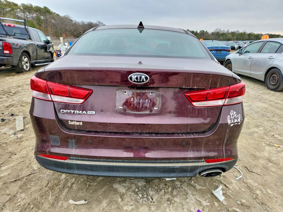 Продаж на аукціоні авто 2018 Kia Optima, vin: 5XXGT4L38JG208419, номер лоту: 79117745