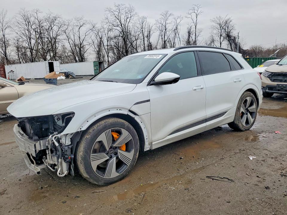 Продаж на аукціоні авто 2022 Audi E-tron, vin: WA1LAAGE8NB012291, номер лоту: 78952315