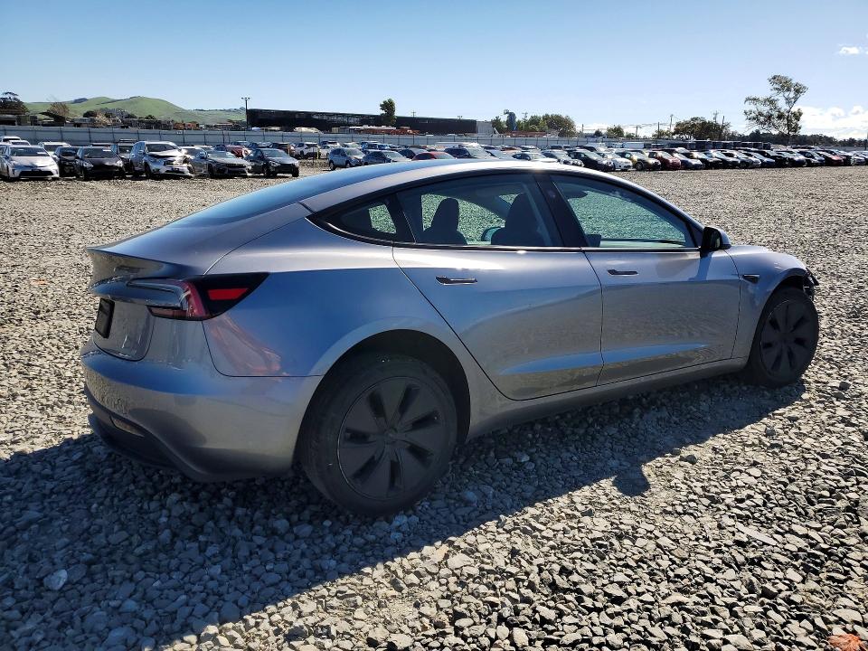Продажа на аукционе авто 2024 Tesla Model 3, vin: 5YJ3E1EA0RF863692, номер лота: 41999156