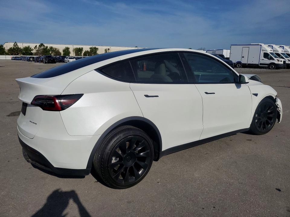 Продаж на аукціоні авто 2022 Tesla Model Y, vin: 7SAYGDEE1NF541967, номер лоту: 47234566