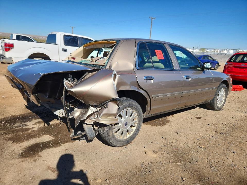 Aukcja sprzedaży 2004 Ford Crown Victoria, vin: 2FAFP74W04X171468, numer aukcji: 47631646