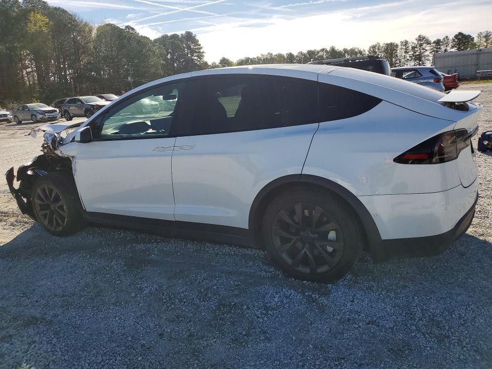 Продажа на аукционе авто 2022 Tesla Model X, vin: 7SAXCBE56NF338519, номер лота: 46567546