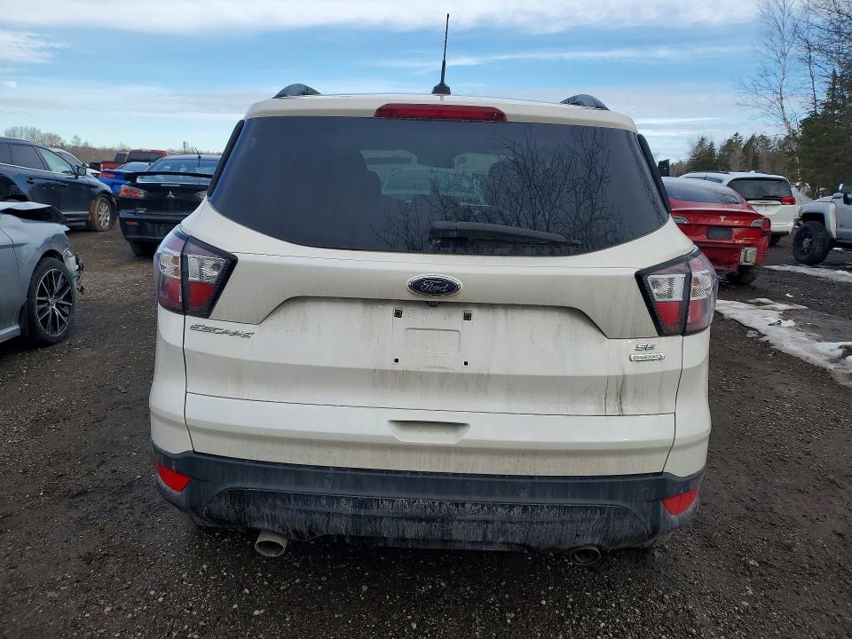 Продажа на аукционе авто 2018 Ford Escape, vin: 1FMCU0GD1JUC91916, номер лота: 41939356