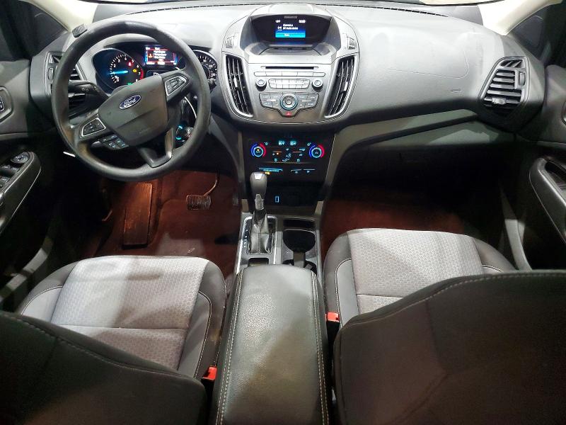 2017 Ford Escape მანქანა იყიდება აუქციონზე, vin: 1FMCU0GD3HUB41008, აუქციონის ნომერი: 79452405