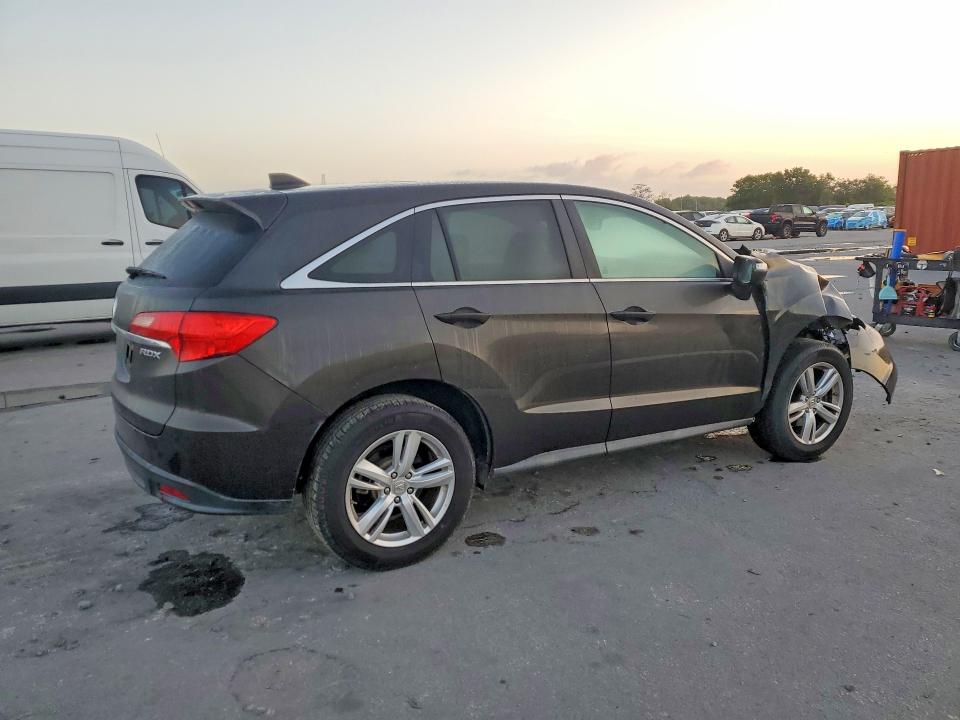 47130366 :رقم المزاد ، 5J8TB3H37FL017880 vin ، 2015 Acura Rdx مزاد بيع