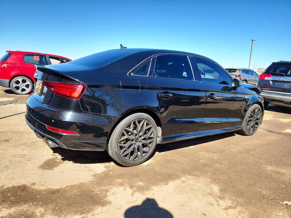 46239096 :رقم المزاد ، WAUBEGFF9LA102858 vin ، 2020 Audi A3 مزاد بيع