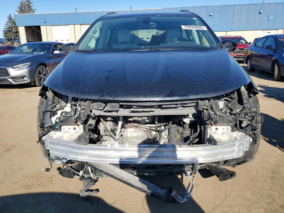 2017 Chrysler Pacifica მანქანა იყიდება აუქციონზე, vin: 2C4RC1BG6HR720693, აუქციონის ნომერი: 79036895