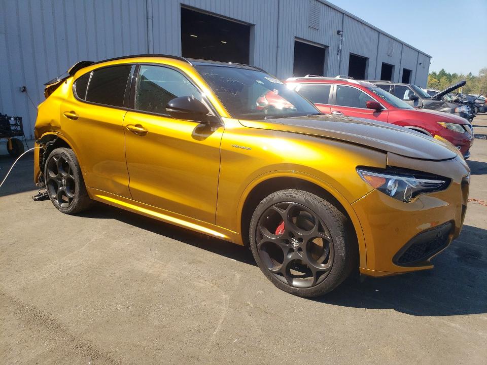 Aukcja sprzedaży 2023 Alfa Romeo Stelvio, vin: ZASPAKBN0P7D57882, numer aukcji: 42038966