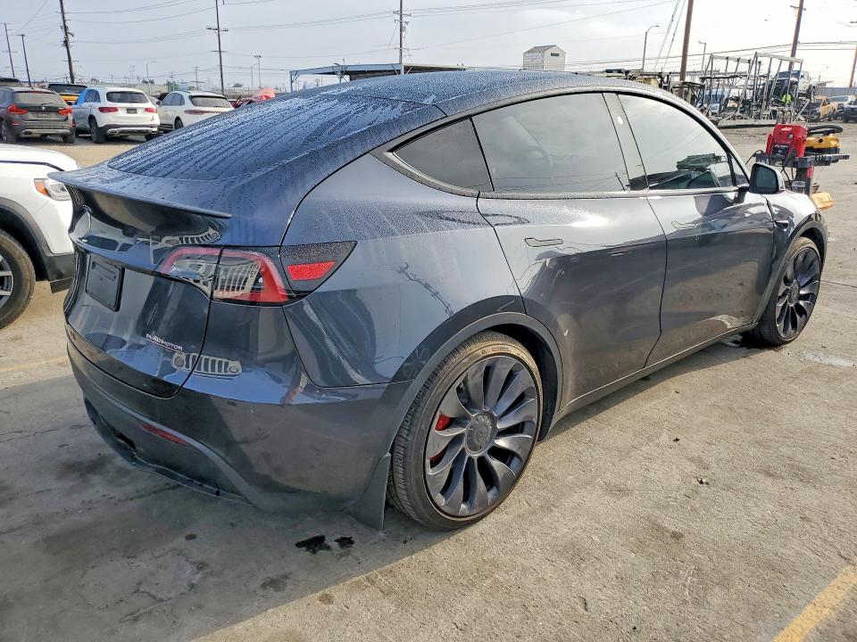 Продажа на аукционе авто 2024 Tesla Model Y, vin: 7SAYGDEF5RA330539, номер лота: 48143746