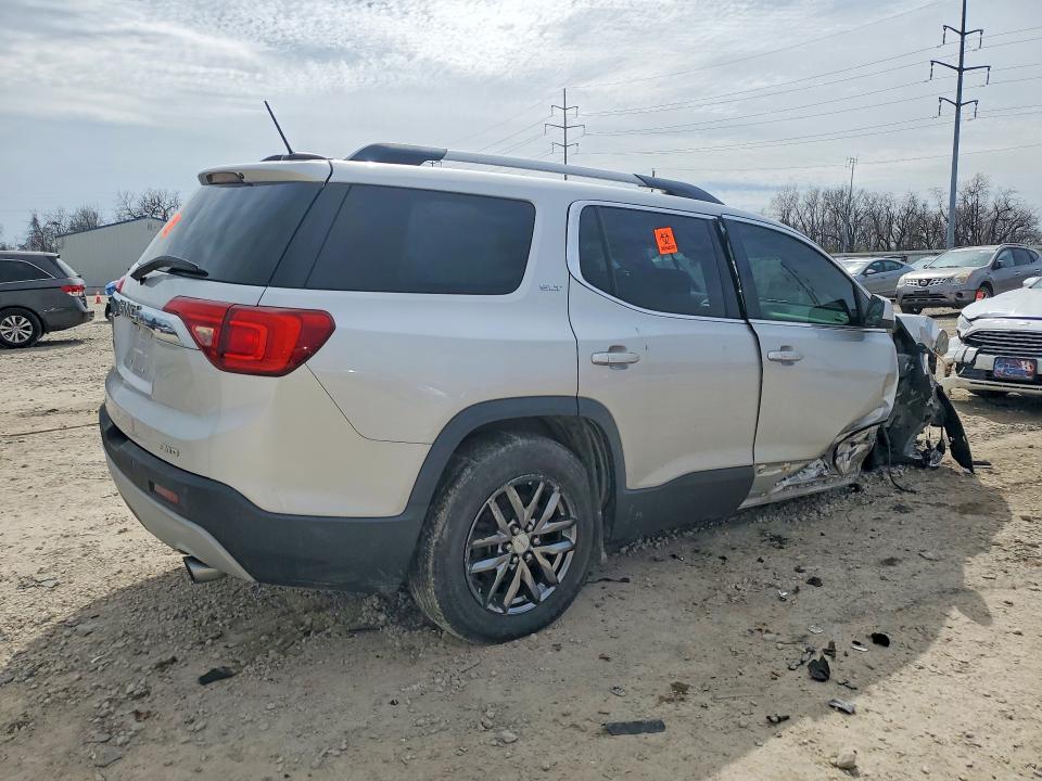 46704326 :رقم المزاد ، 1GKKNULS3HZ268230 vin ، 2017 Gmc Acadia مزاد بيع