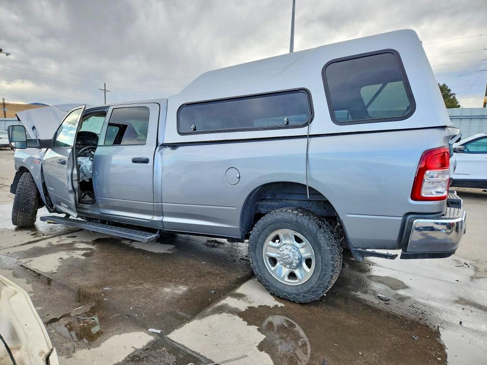 41641106 :رقم المزاد ، 3C6UR5HJ1KG591186 vin ، 2019 Ram 2500 مزاد بيع