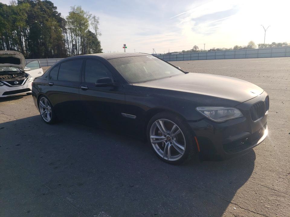 2014 Bmw 750 მანქანა იყიდება აუქციონზე, vin: WBAYE8C59ED135016, აუქციონის ნომერი: 47323266