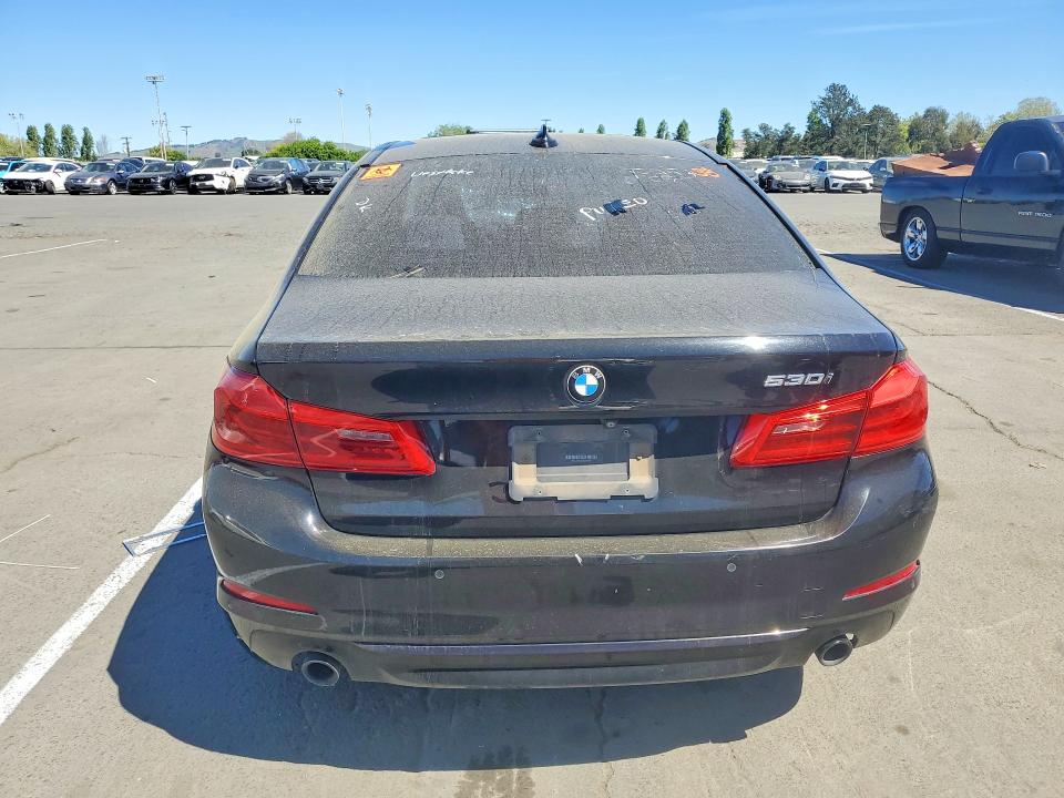 47273516 :رقم المزاد ، WBAJA5C50JWA36940 vin ، 2018 Bmw 530 مزاد بيع