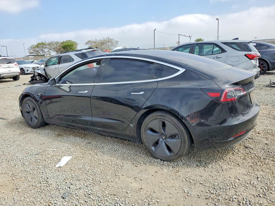 79708065 :رقم المزاد ، 5YJ3E1EA2LF798836 vin ، 2020 Tesla Model 3 مزاد بيع