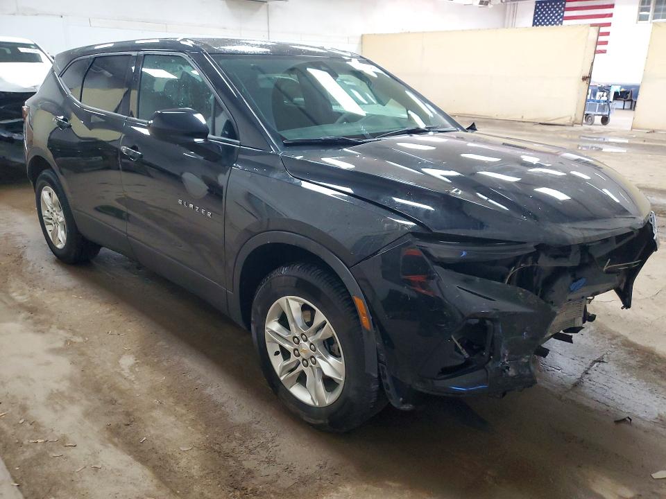 45932456 :رقم المزاد ، 3GNKBCRS9MS570903 vin ، 2021 Chevrolet Blazer مزاد بيع