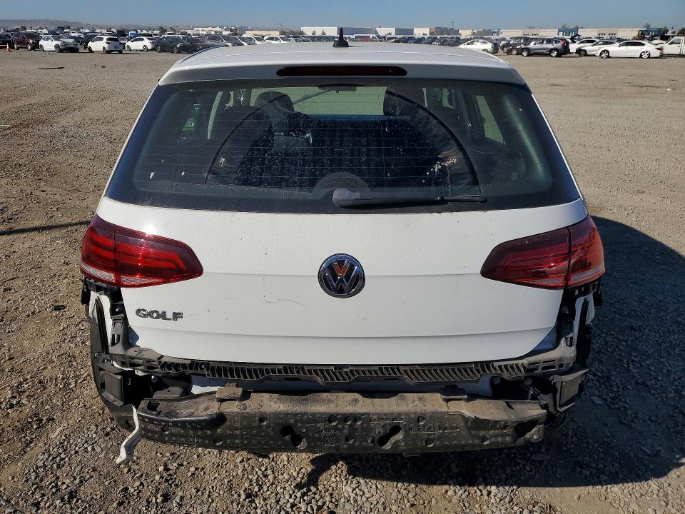 2019 Volkswagen Golf მანქანა იყიდება აუქციონზე, vin: 3VWG57AU8KM009987, აუქციონის ნომერი: 45675496