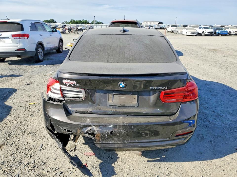 Продажа на аукционе авто 2016 Bmw 320, vin: WBA8A9C53GK618520, номер лота: 47535276