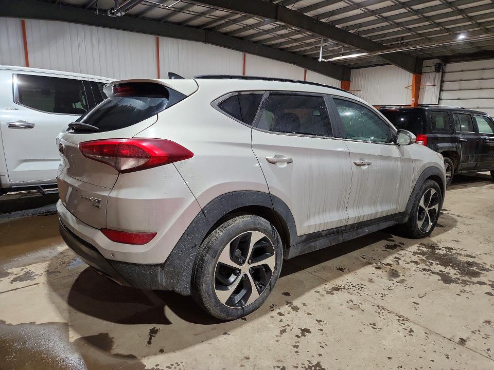 41988616 :رقم المزاد ، KM8J3CA29GU029878 vin ، 2016 Hyundai Tucson مزاد بيع