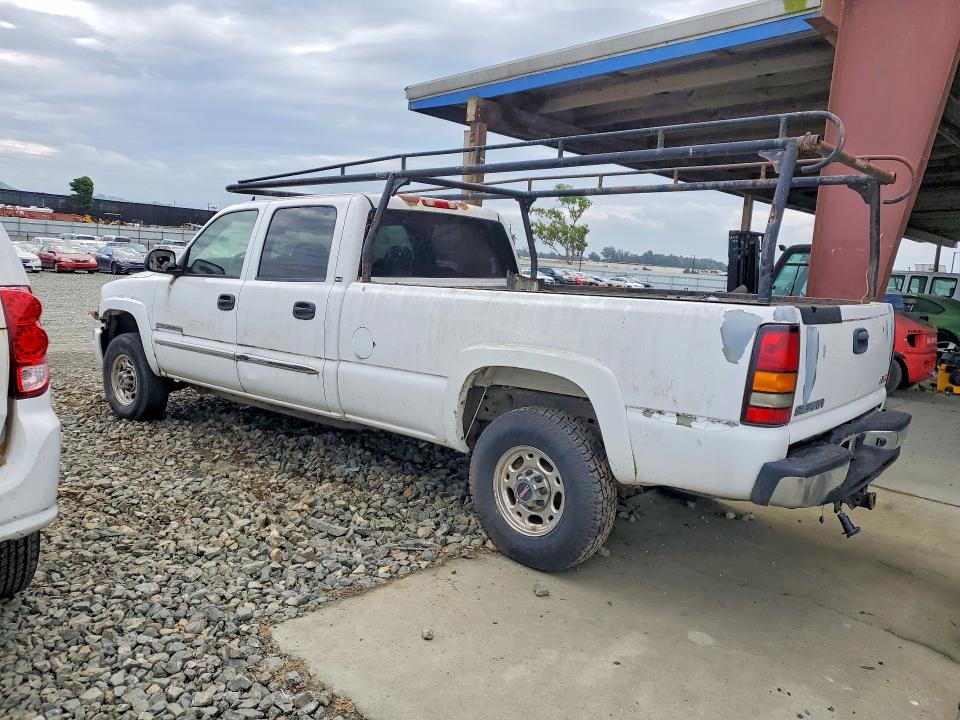 48013316 :رقم المزاد ، 1GTHC23U96F246135 vin ، 2006 Gmc Sierra مزاد بيع