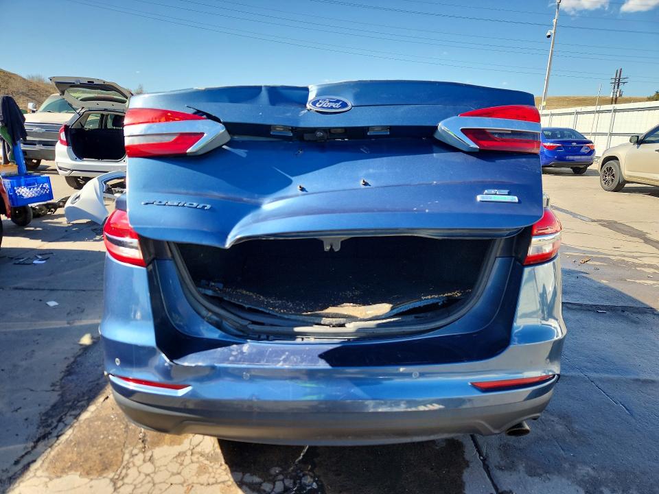 47432196 :رقم المزاد ، 3FA6P0HD0KR172017 vin ، 2019 Ford Fusion مزاد بيع
