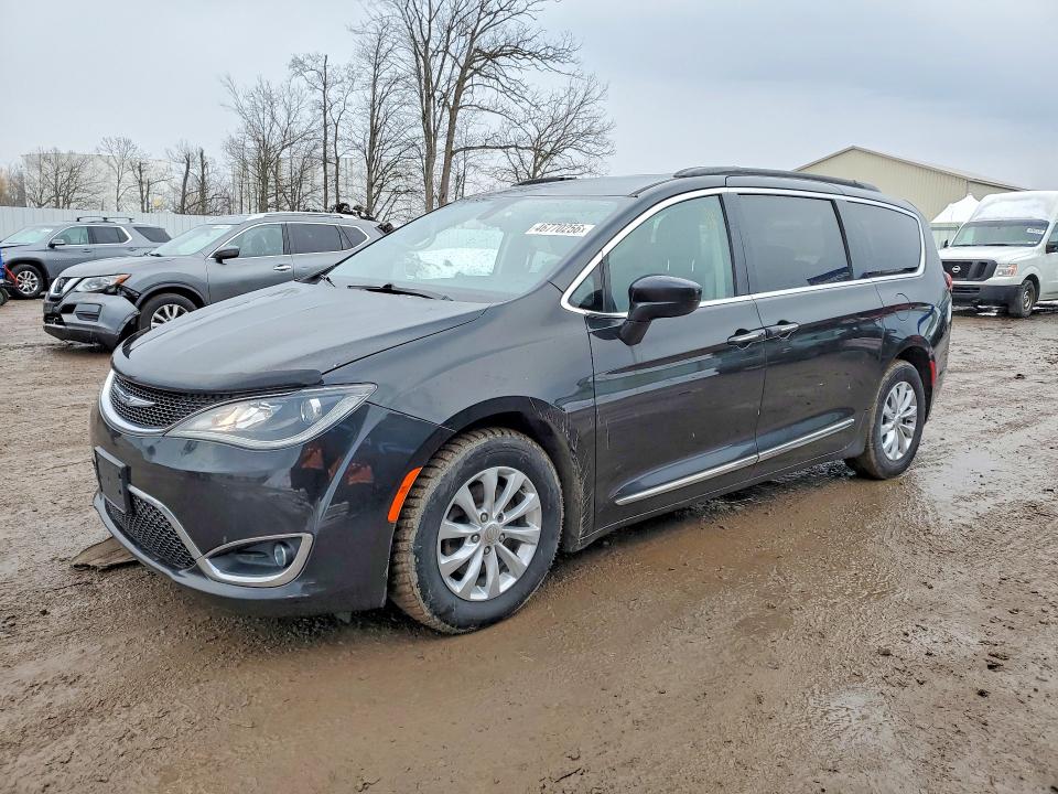 2017 Chrysler Pacifica მანქანა იყიდება აუქციონზე, vin: 2C4RC1BG4HR821439, აუქციონის ნომერი: 46770256