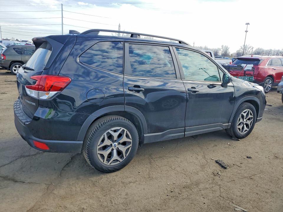 Продаж на аукціоні авто 2021 Subaru Forester, vin: JF2SKAJC2MH515222, номер лоту: 46896606