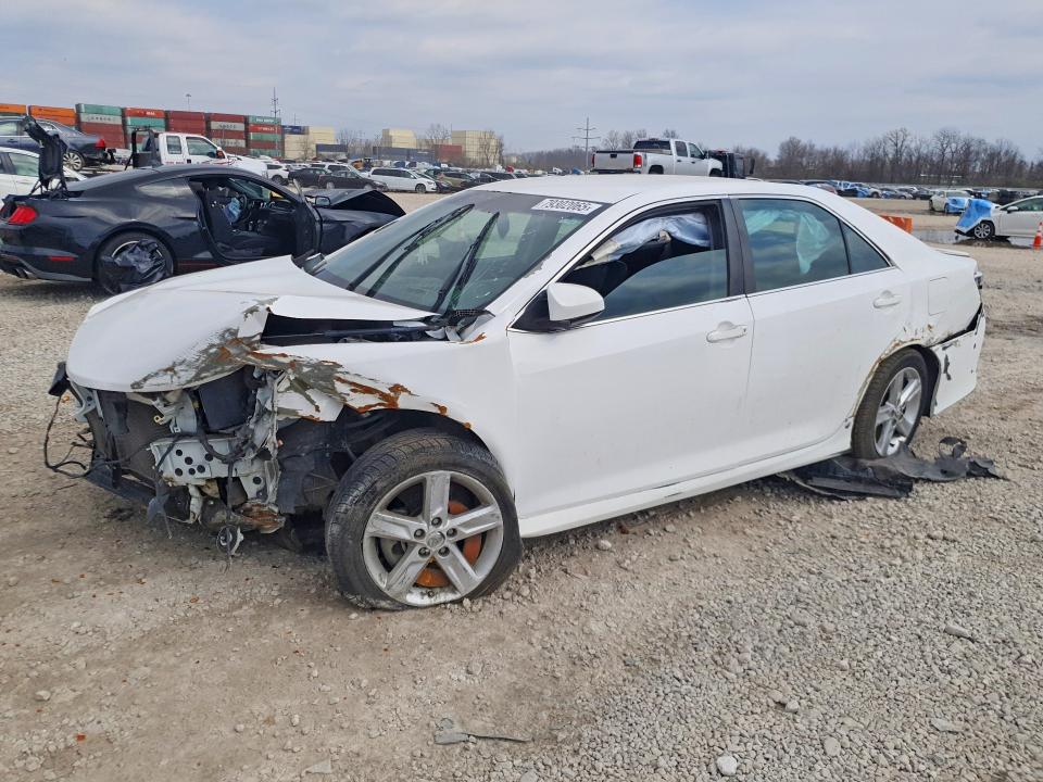 2013 Toyota Camry მანქანა იყიდება აუქციონზე, vin: 4T1BF1FK6DU265036, აუქციონის ნომერი: 79302065