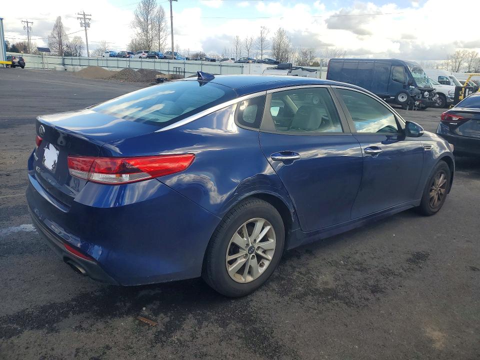 Auction sale of the 2017 Kia Optima, vin: 5XXGT4L32HG149619, lot number: 47679206