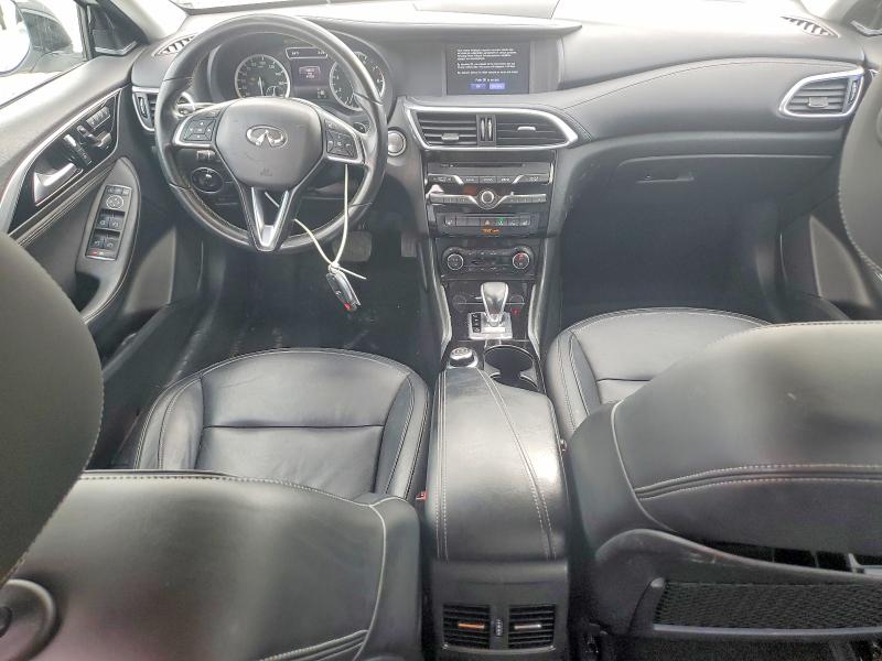 Продаж на аукціоні авто 2017 Infiniti Qx30, vin: SJKCH5CP3HA025652, номер лоту: 45688276
