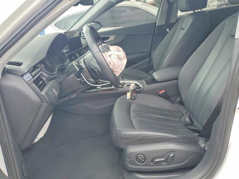 Продажа на аукционе авто 2021 Audi A4, vin: WAUABAF44MA052873, номер лота: 45694606