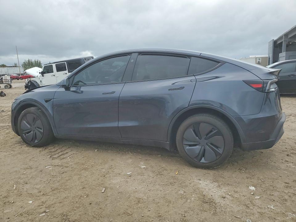 46565016 :رقم المزاد ، 7SAYGDED7TA443009 vin ، 2026 Tesla Model Y مزاد بيع