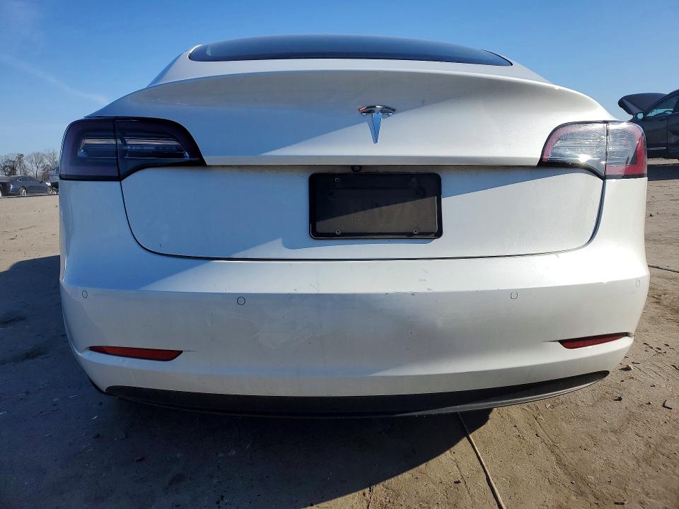 Продажа на аукционе авто 2022 Tesla Model 3, vin: 5YJ3E1EA5NF369919, номер лота: 46902336