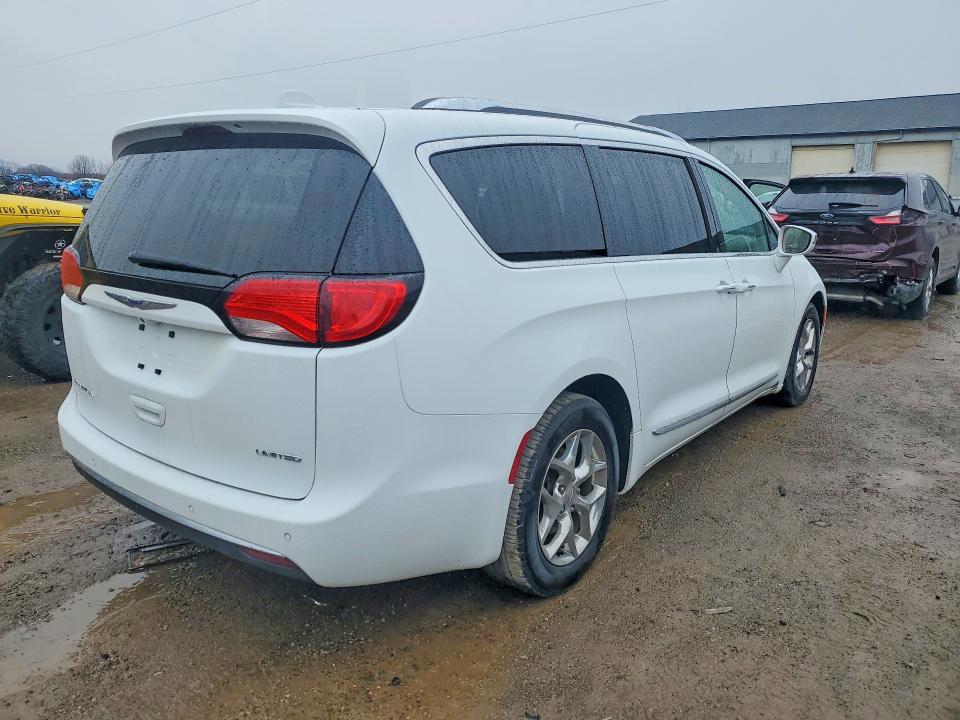 41926106 :رقم المزاد ، 2C4RC1GG0KR605362 vin ، 2019 Chrysler Pacifica مزاد بيع