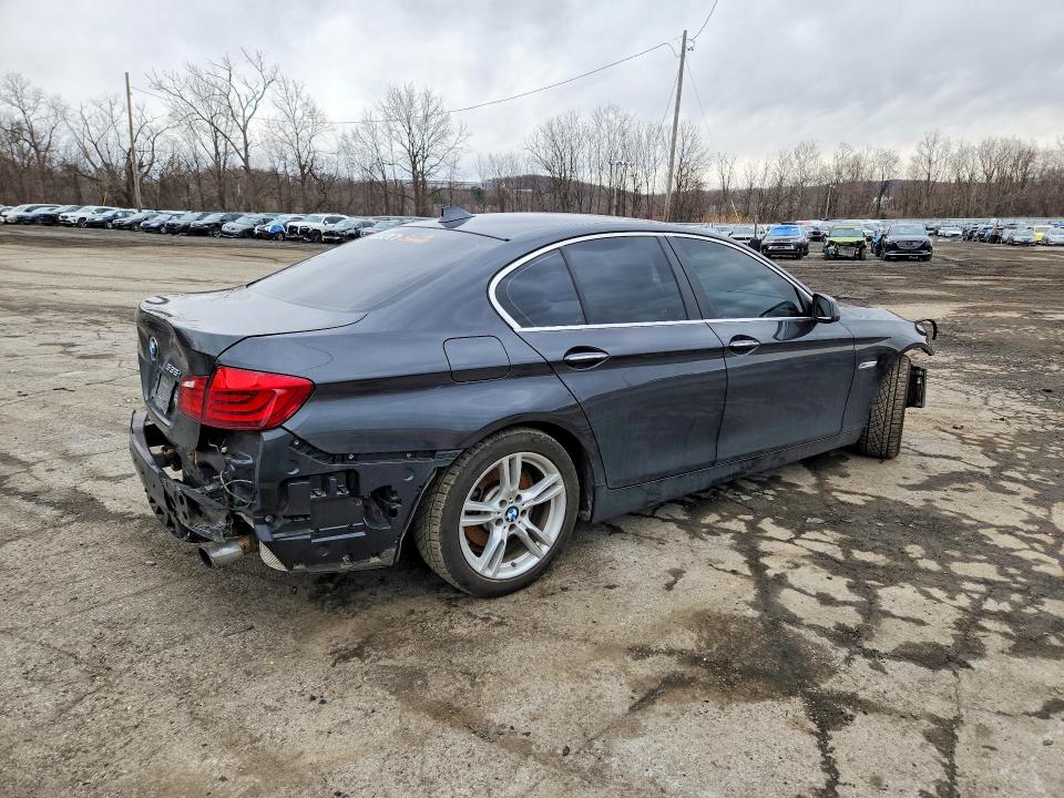 46120906 :رقم المزاد ، WBAFR7C59BC600868 vin ، 2011 Bmw 535 مزاد بيع