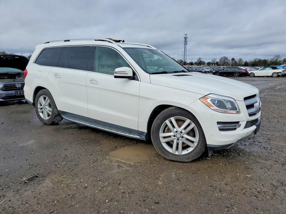 Продажа на аукционе авто 2015 Mercedes-benz Gl, vin: 4JGDF6EE9FA513883, номер лота: 46166886