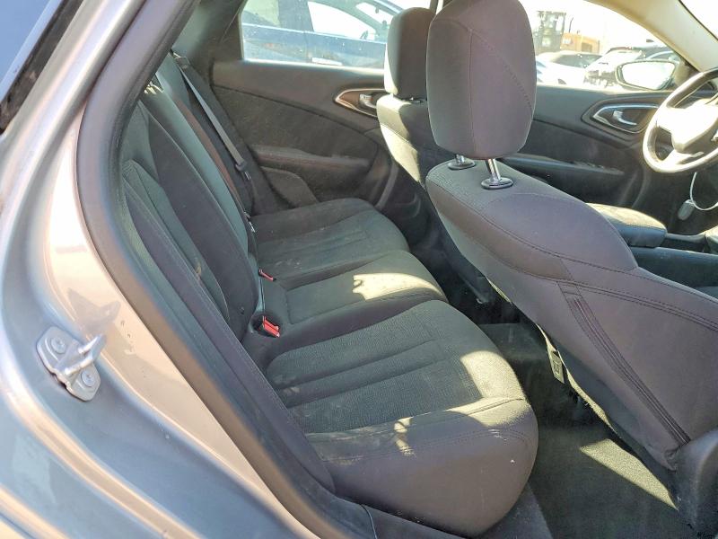 47529786 :رقم المزاد ، 1C3CCCFB7GN189827 vin ، 2016 Chrysler 200 مزاد بيع