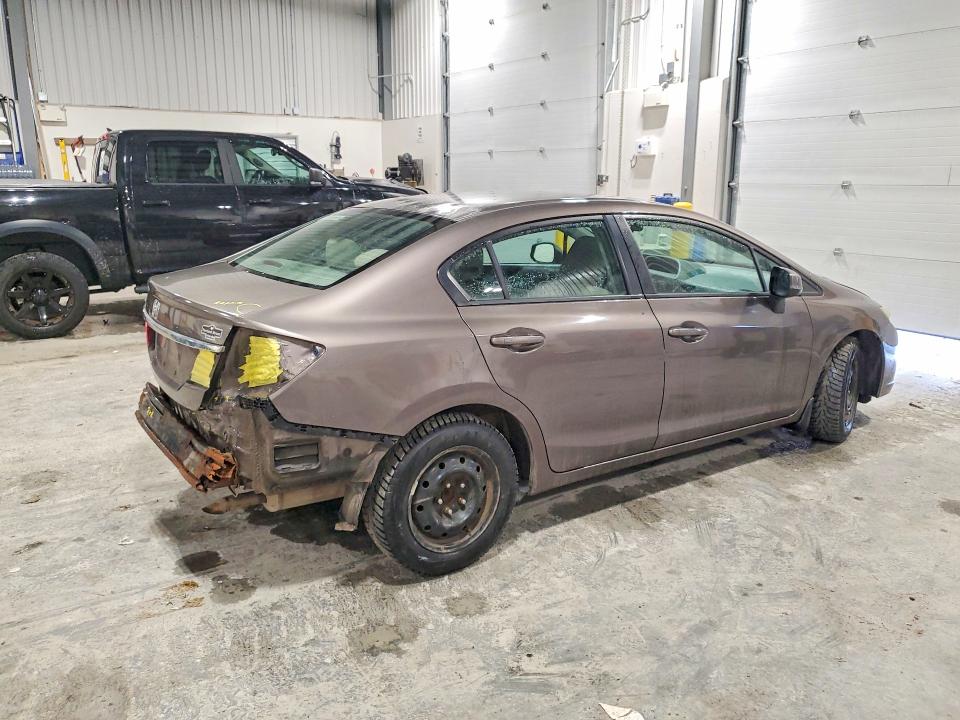 Продажа на аукционе авто 2013 Honda Civic, vin: 2HGFB2F43DH027075, номер лота: 79771235