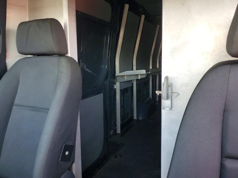 46536106 :رقم المزاد ، WD4PF1CD4KP115945 vin ، 2019 Mercedes Benz Sprinter مزاد بيع