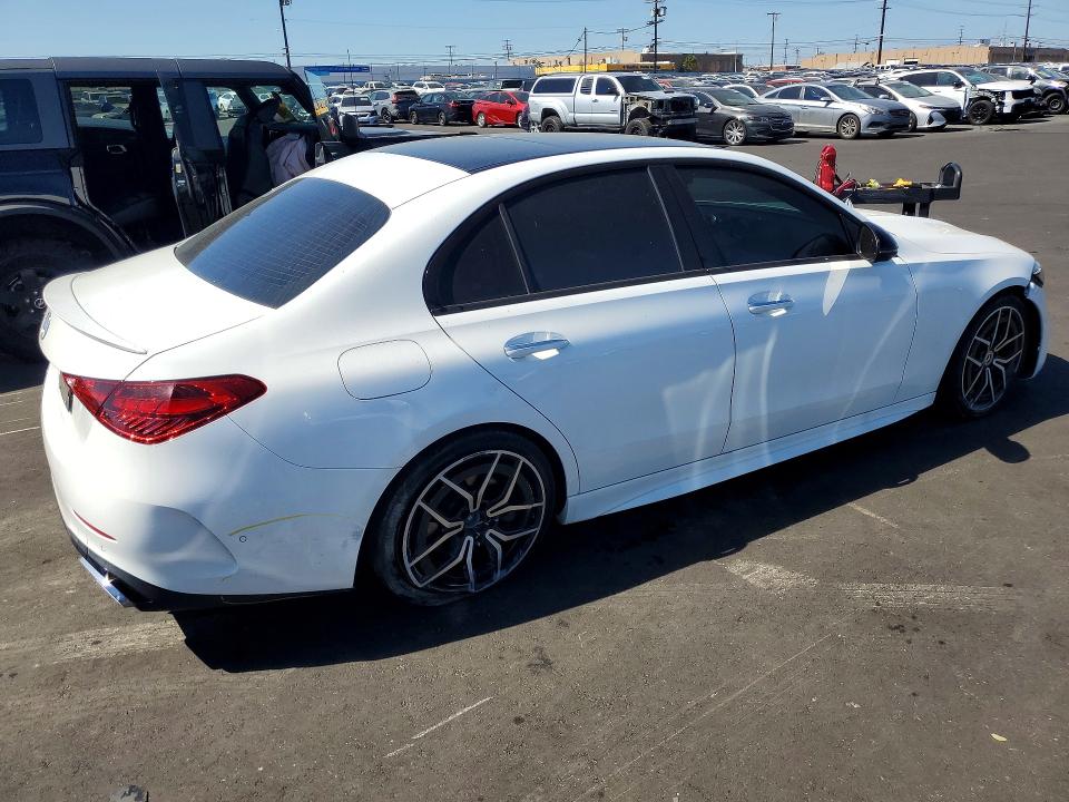 2022 Mercedes-benz C მანქანა იყიდება აუქციონზე, vin: W1KAF4GB4NR018771, აუქციონის ნომერი: 45471716