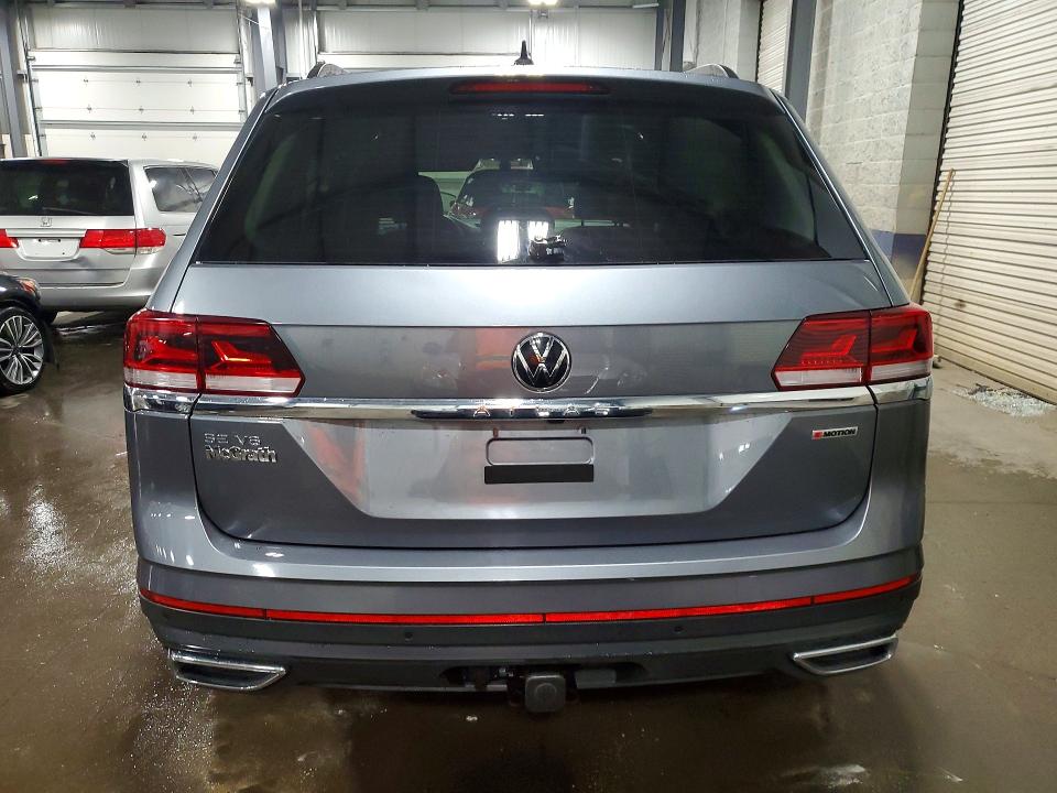 46690016 :رقم المزاد ، 1V2KR2CA9NC538389 vin ، 2022 Volkswagen Atlas مزاد بيع