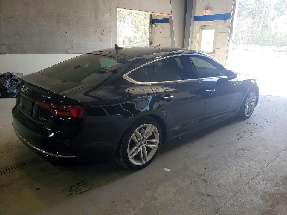 2019 Audi A5 მანქანა იყიდება აუქციონზე, vin: WAUANCF55KA063678, აუქციონის ნომერი: 46721906