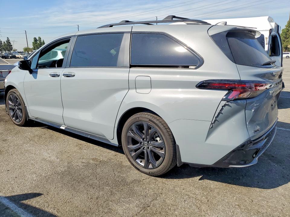 47822136 :رقم المزاد ، 5TDCRKEC3SS285424 vin ، 2025 Toyota Sienna مزاد بيع