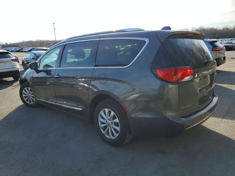 2019 Chrysler Pacifica მანქანა იყიდება აუქციონზე, vin: 2C4RC1BGXKR603402, აუქციონის ნომერი: 47362926