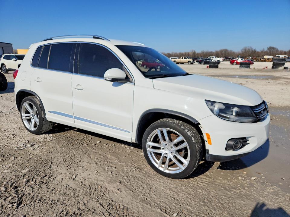 Продажа на аукционе авто 2016 Volkswagen Tiguan, vin: WVGBV7AXXGW006406, номер лота: 47008326